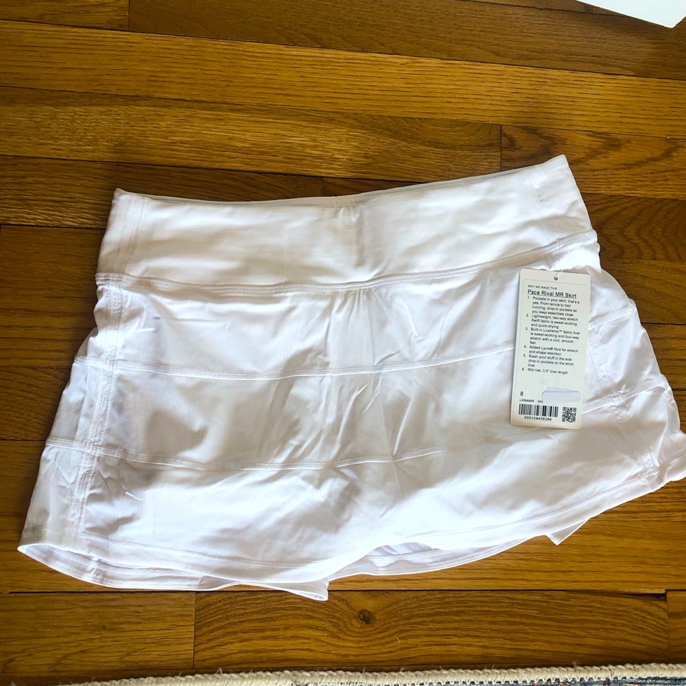 New with tags lululemon pace rival MR skort in white